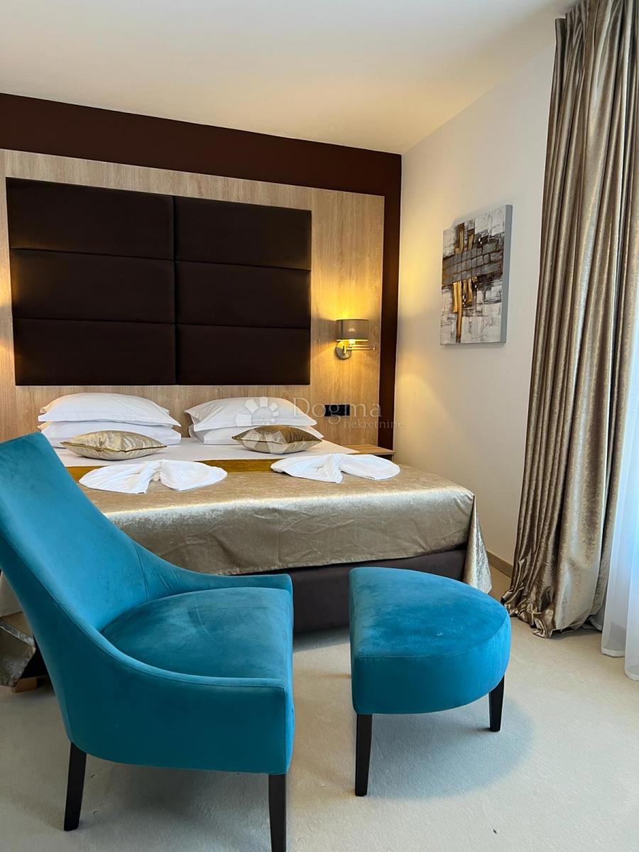 Albergo Senj, 1.150m2