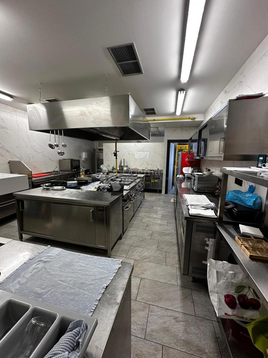 Albergo Senj, 1.150m2