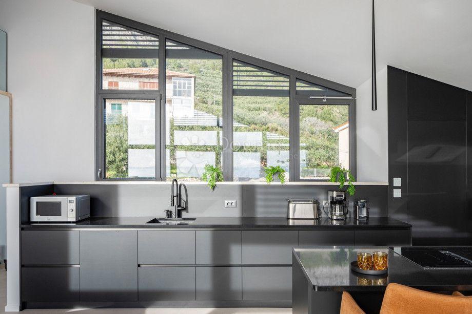 Casa Jesenice, Dugi Rat, 254m2