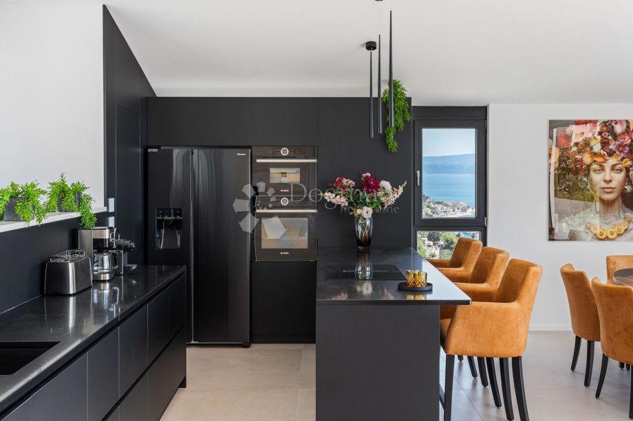 Casa Jesenice, Dugi Rat, 254m2