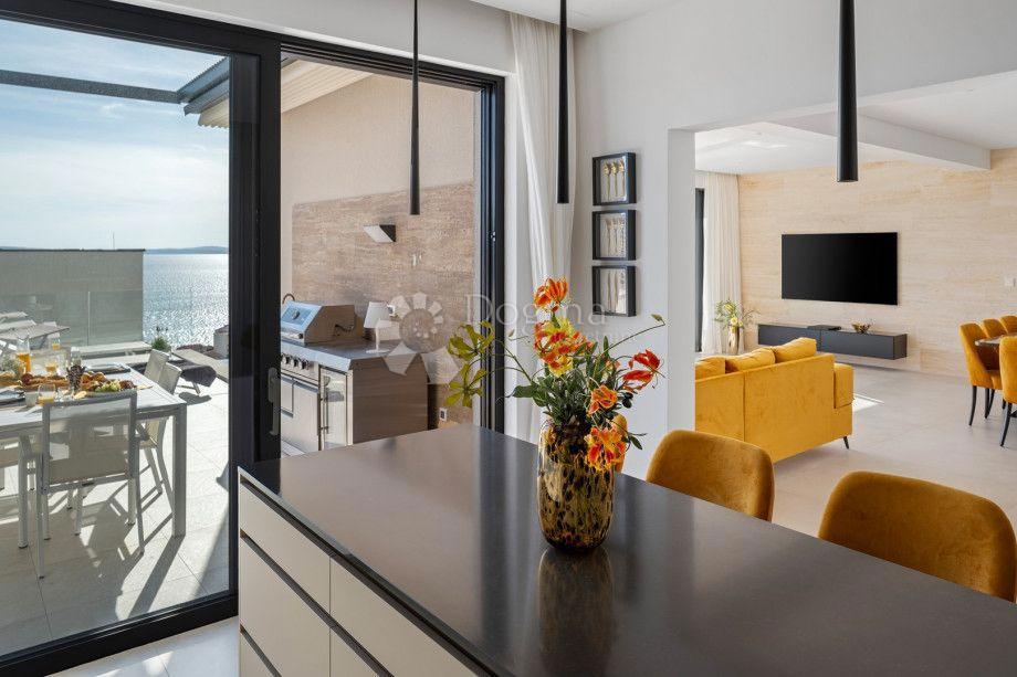 Casa Jesenice, Dugi Rat, 254m2