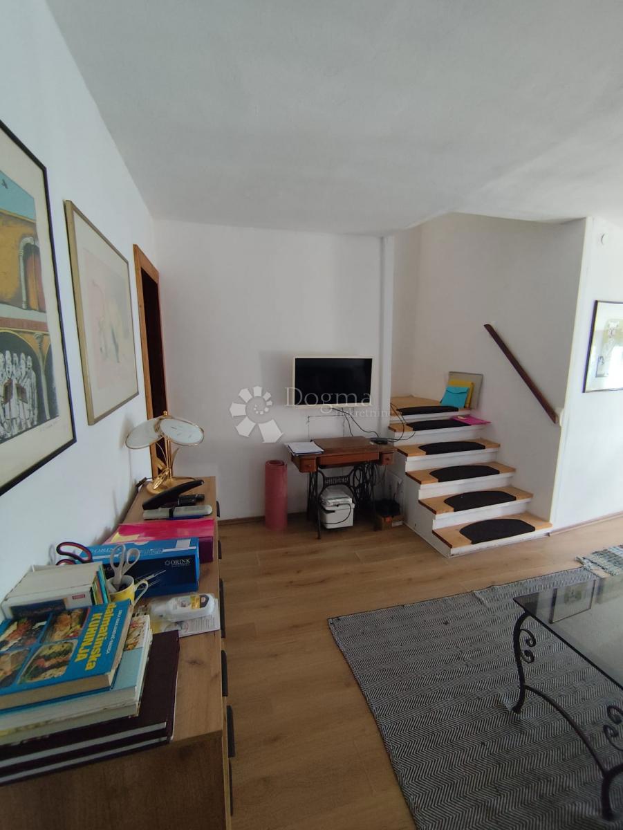 Allogio Dolac, Šibenik, 150m2