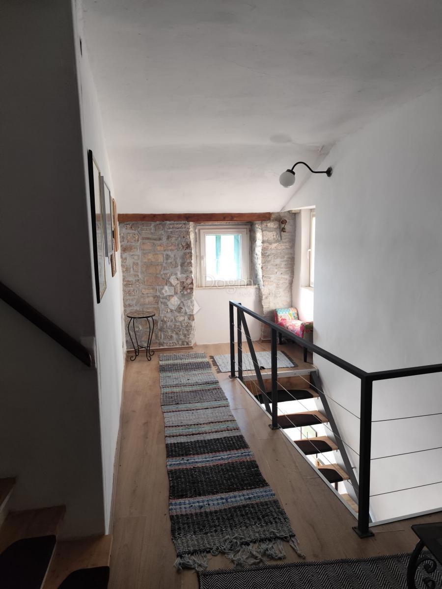 Allogio Dolac, Šibenik, 150m2