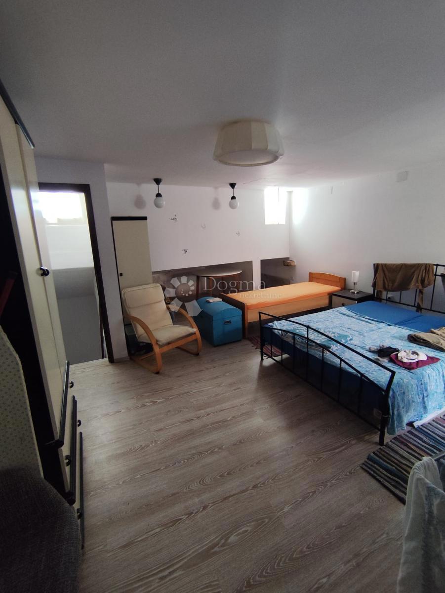 Allogio Dolac, Šibenik, 150m2