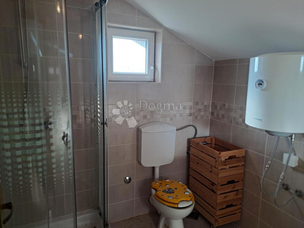 Casa Gvozd, 245,41m2