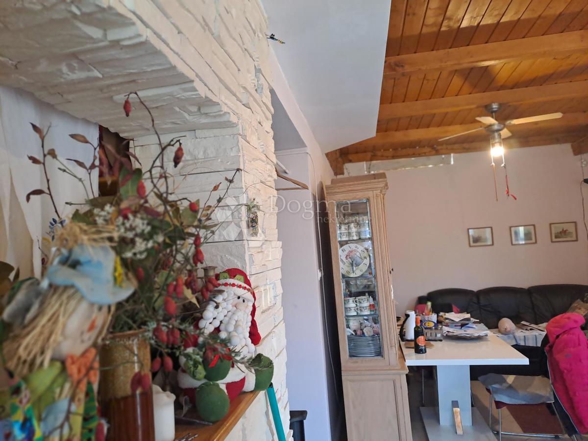 Casa Gvozd, 245,41m2