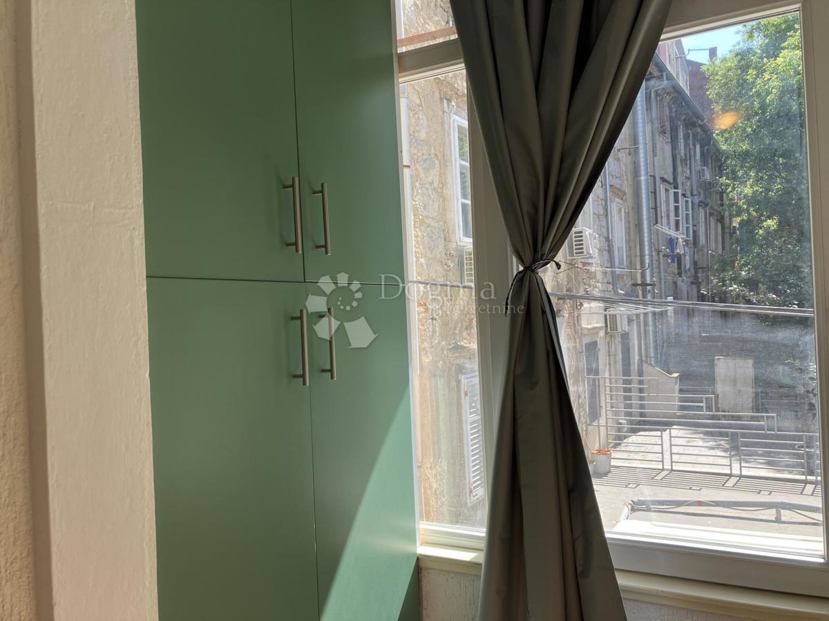 Allogio Školjić, Rijeka, 29,18m2