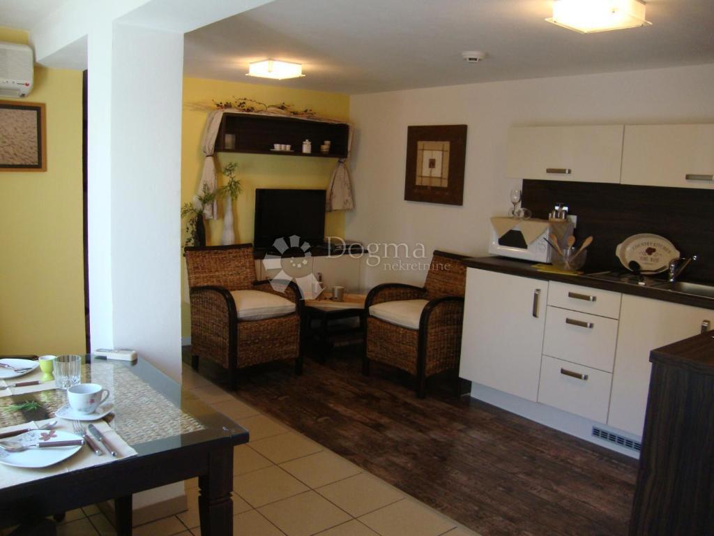 Casa Novi Vinodolski, 262m2