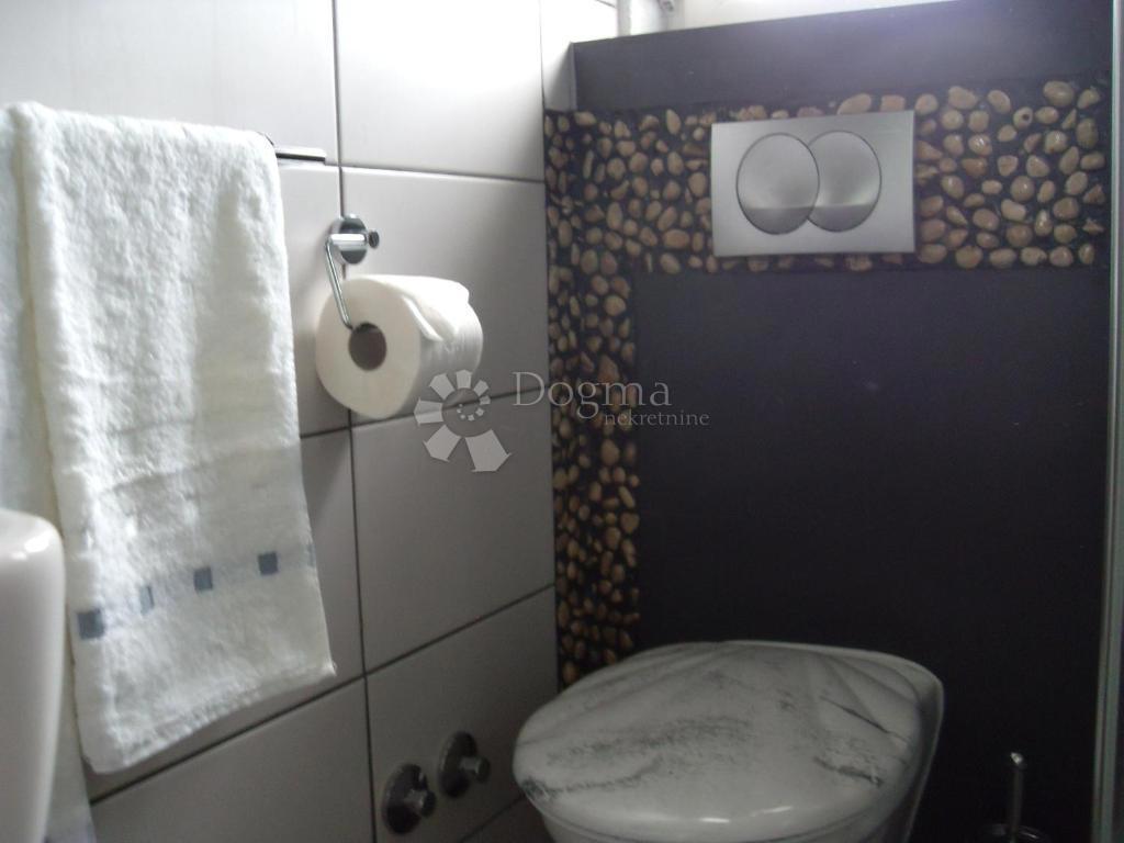 Casa Novi Vinodolski, 262m2