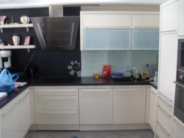 Casa Novi Vinodolski, 262m2