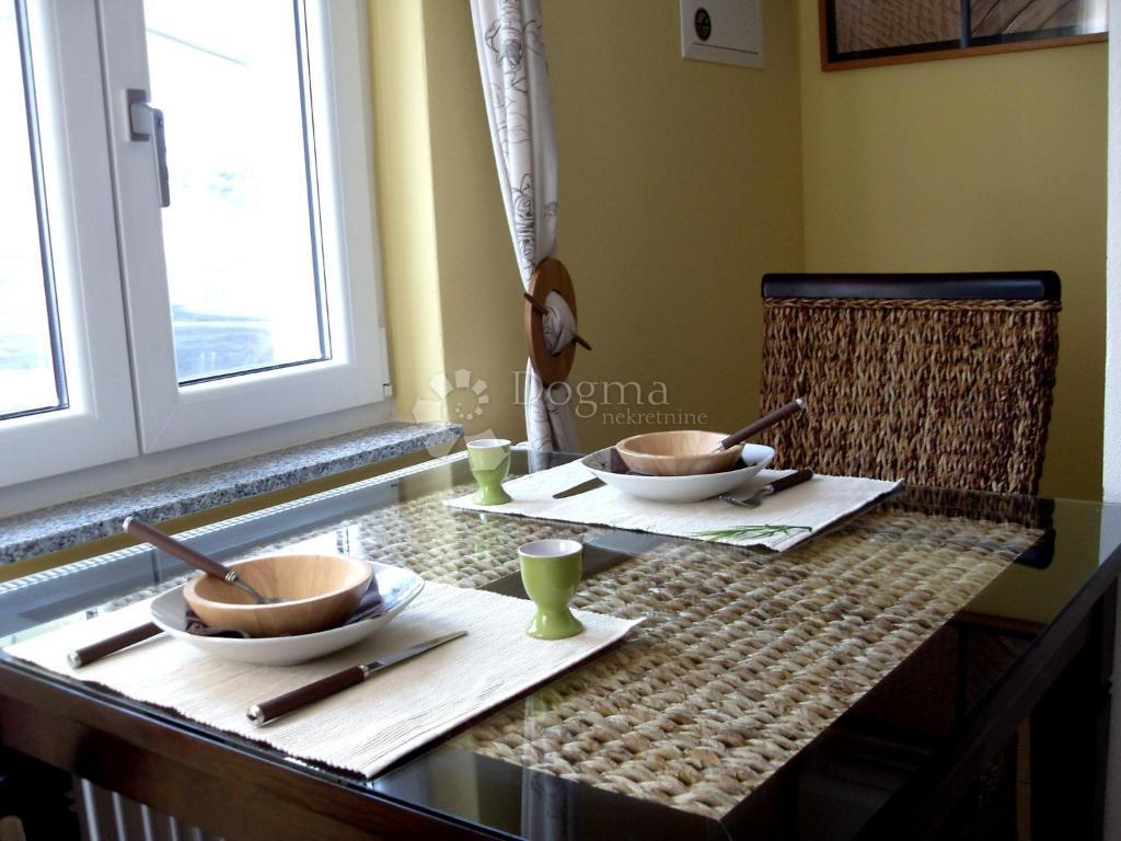 Casa Novi Vinodolski, 262m2