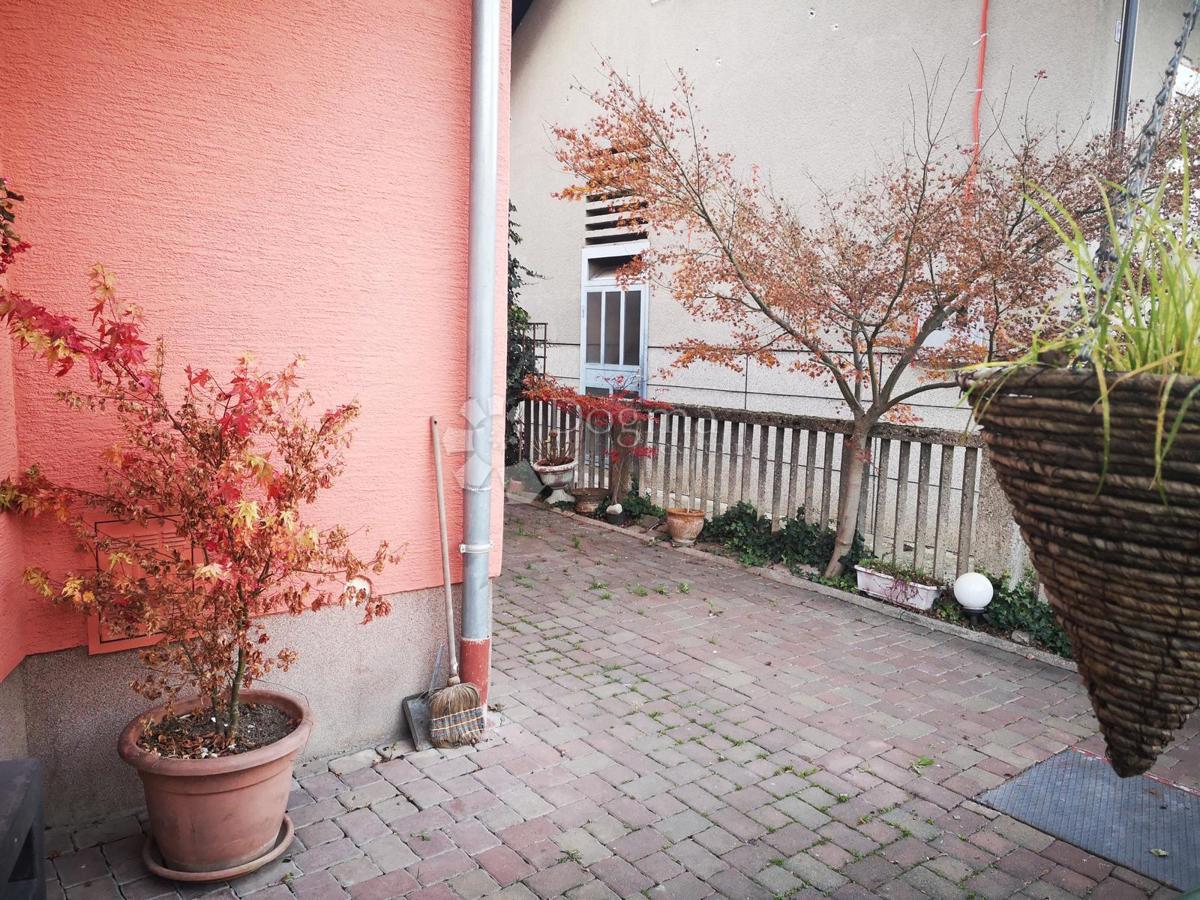 Casa Gornje Vrapče, Črnomerec, 250m2