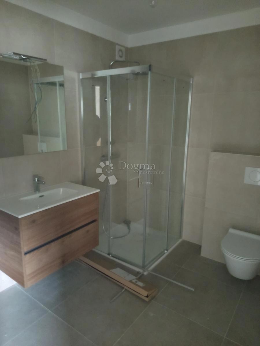 Allogio Centar, Pula, 54m2