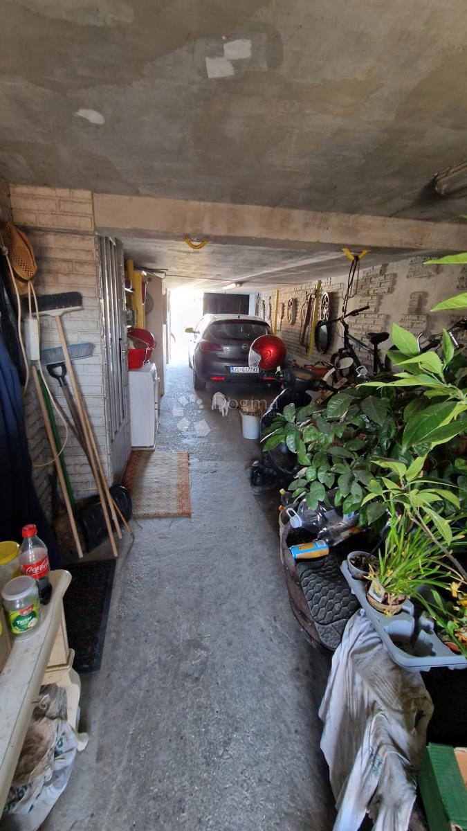 Casa Bešlinec, Kloštar Ivanić, 150m2