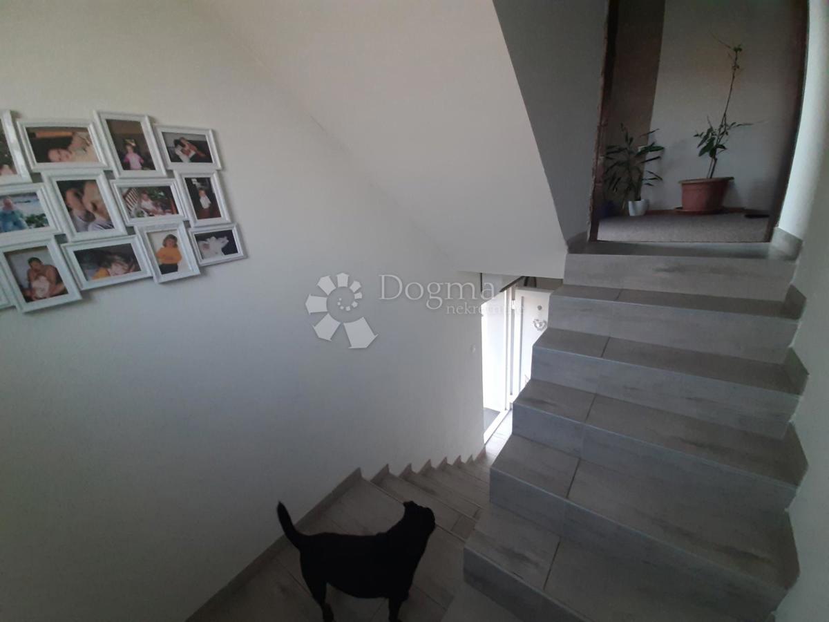 Casa Gornja Bistra, Bistra, 208m2