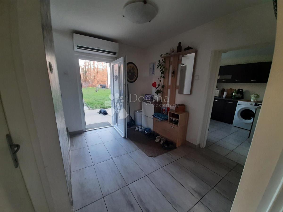 Casa Gornja Bistra, Bistra, 208m2