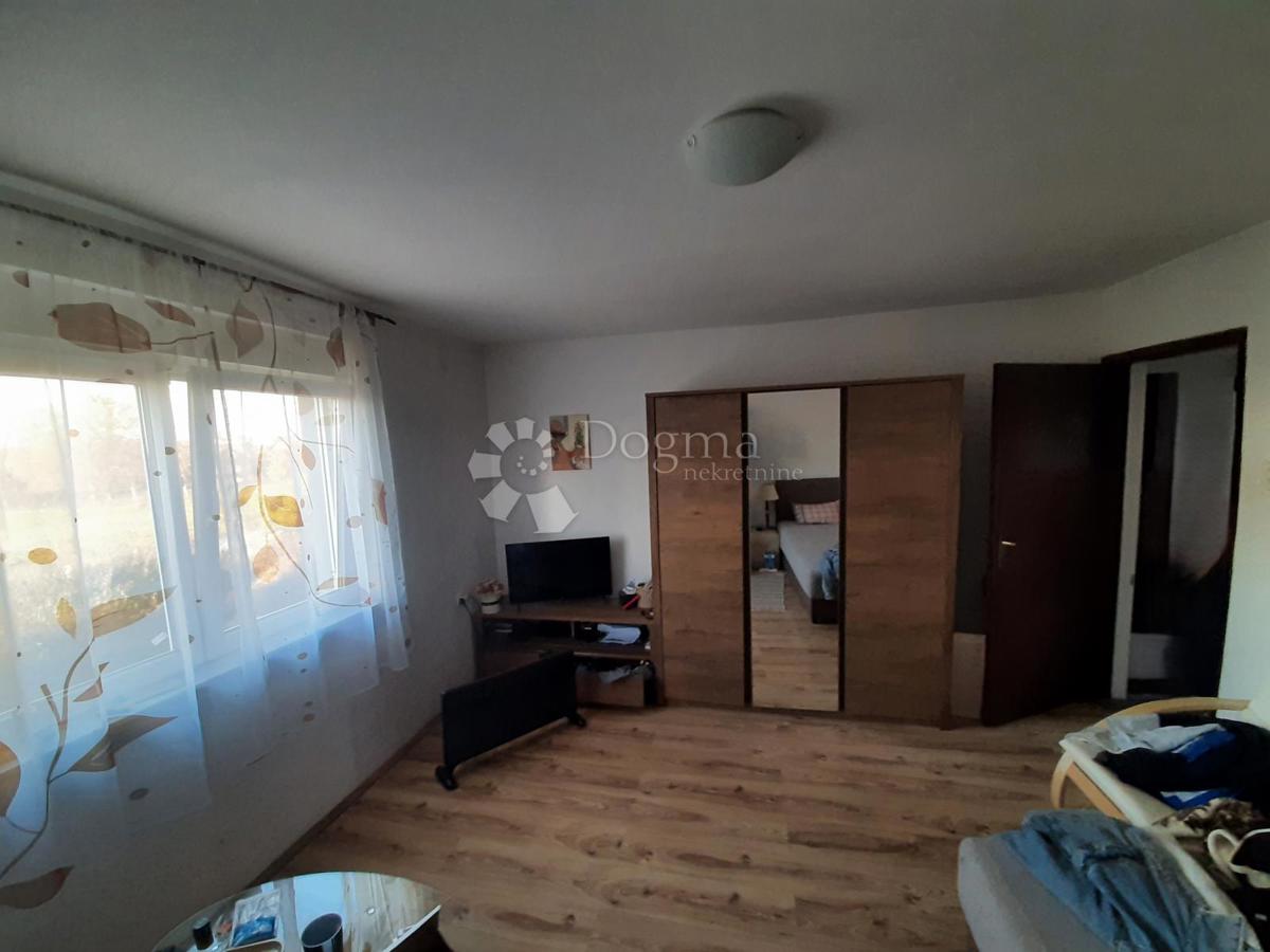 Casa Gornja Bistra, Bistra, 208m2