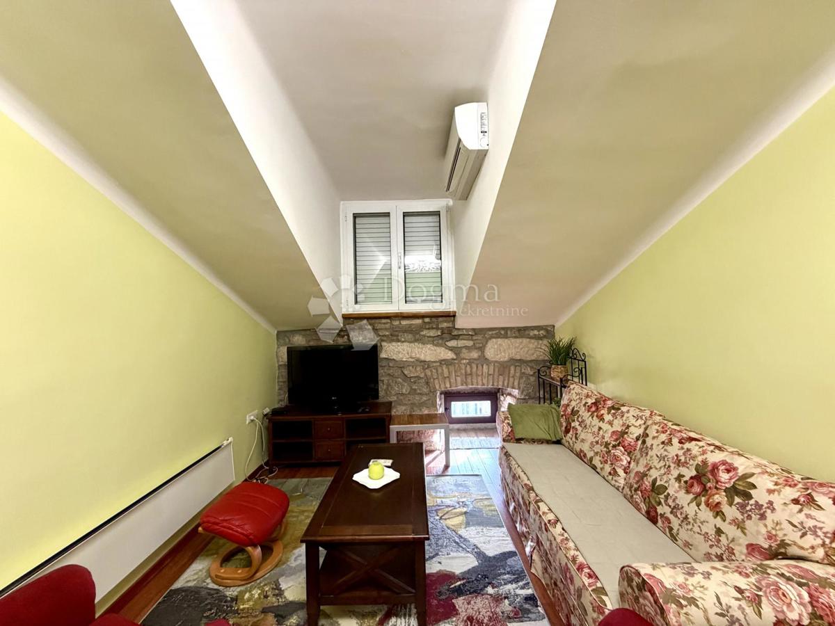 Allogio Centar, Rijeka, 58m2