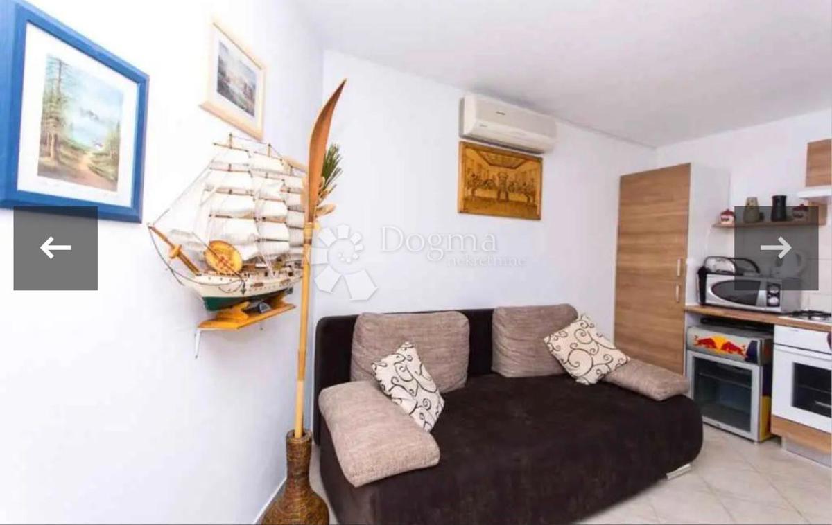 Casa Okrug Gornji, Okrug, 82m2