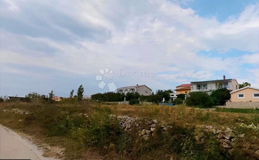Terreno edificabile Rtina, Ražanac, 651m2