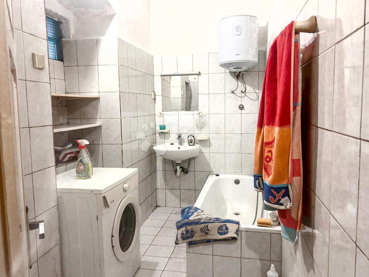 Allogio Centar, Rijeka, 76,38m2