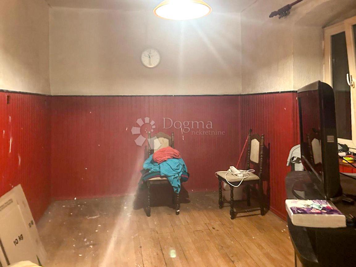 Allogio Centar, Rijeka, 76,38m2