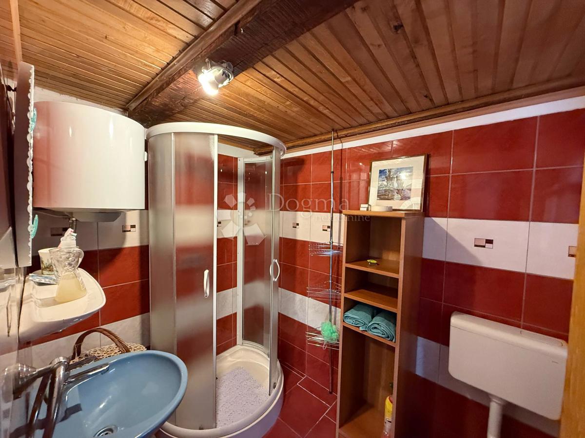 Casa Brušane, Gospić - Okolica, 100m2