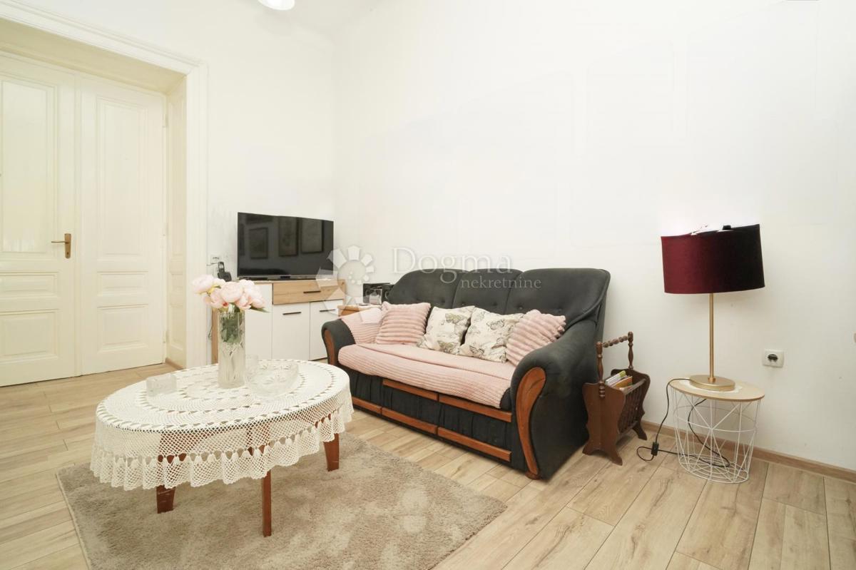 Allogio Centar, Pula, 85,90m2