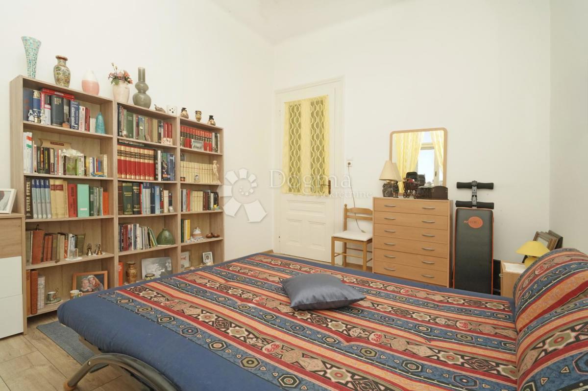 Allogio Centar, Pula, 85,90m2