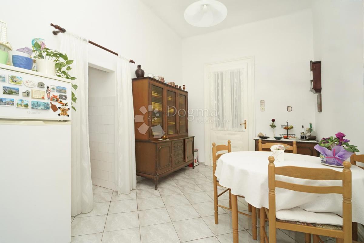 Allogio Centar, Pula, 85,90m2