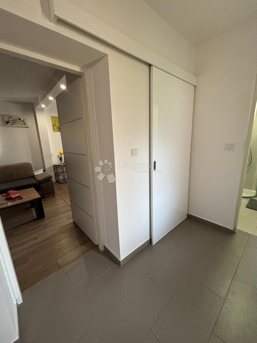 Casa Sesvetski Kraljevec, Sesvete, 167m2