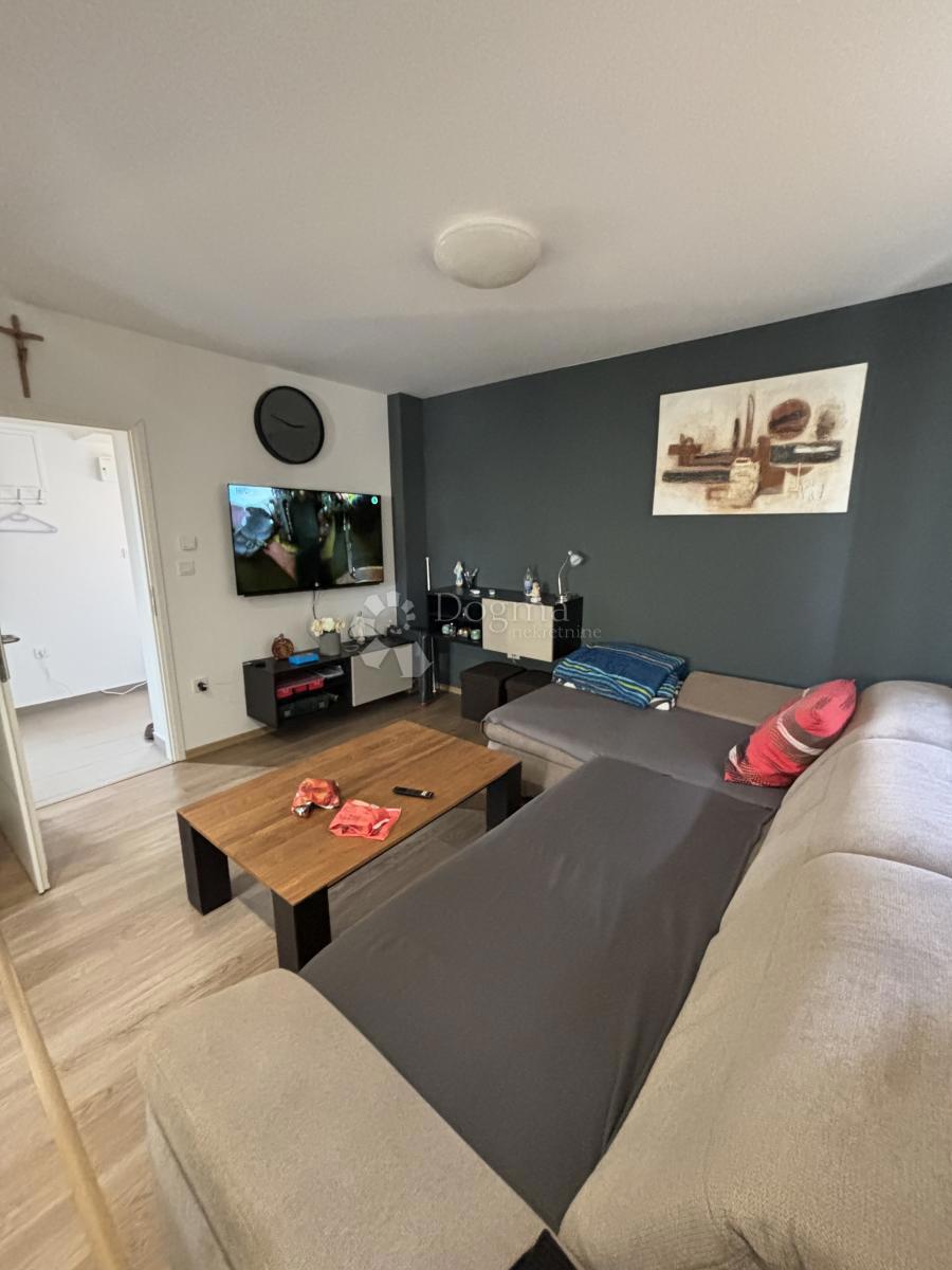 Casa Sesvetski Kraljevec, Sesvete, 167m2