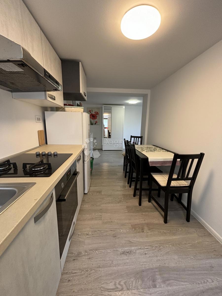 Casa Sesvetski Kraljevec, Sesvete, 167m2