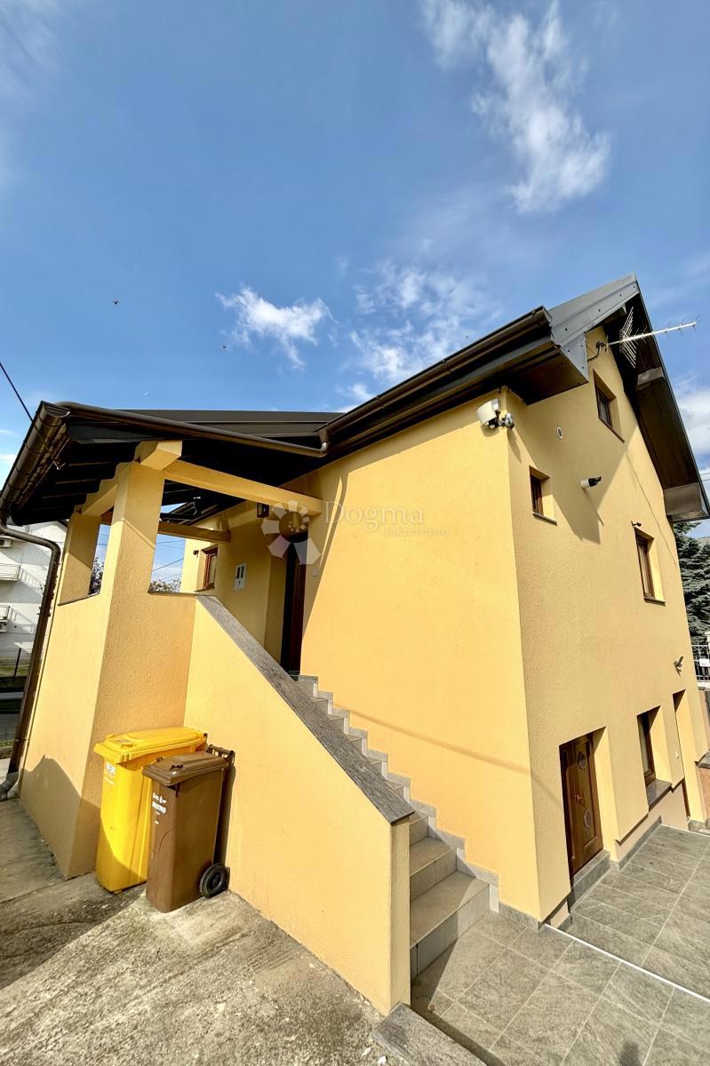 Casa Sesvetski Kraljevec, Sesvete, 167m2