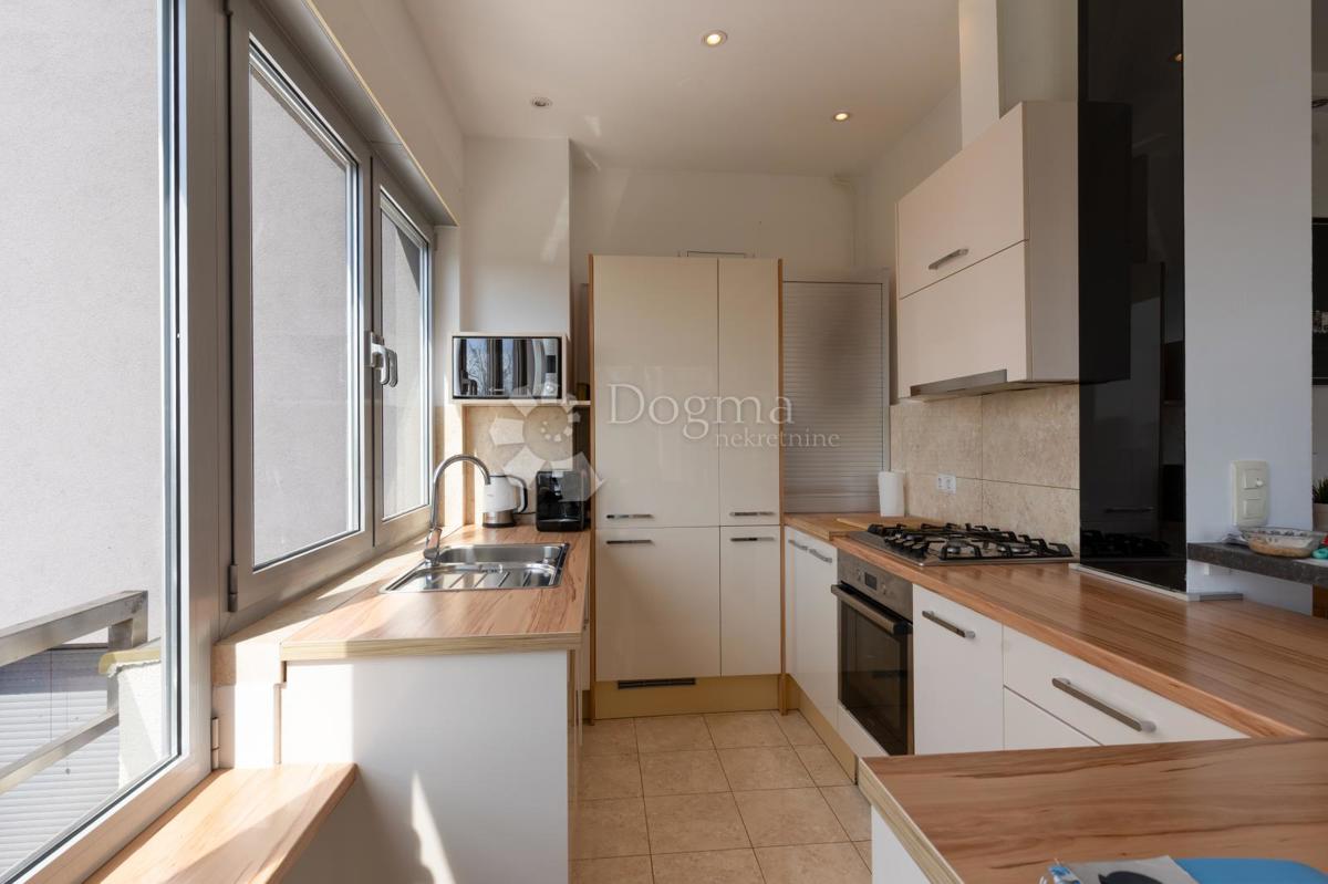 Allogio Šestinski vrh, Podsljeme, 130m2