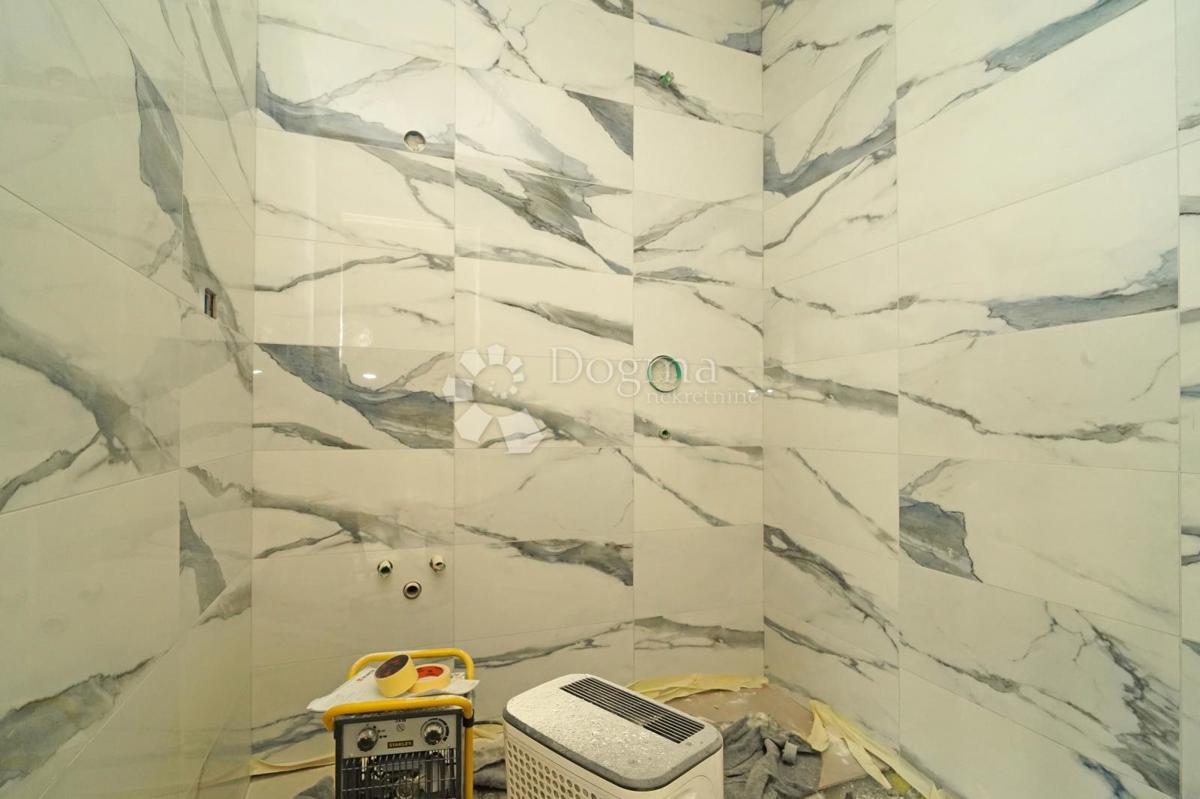 Villa istriana con vista panoramica aperta verso il mare