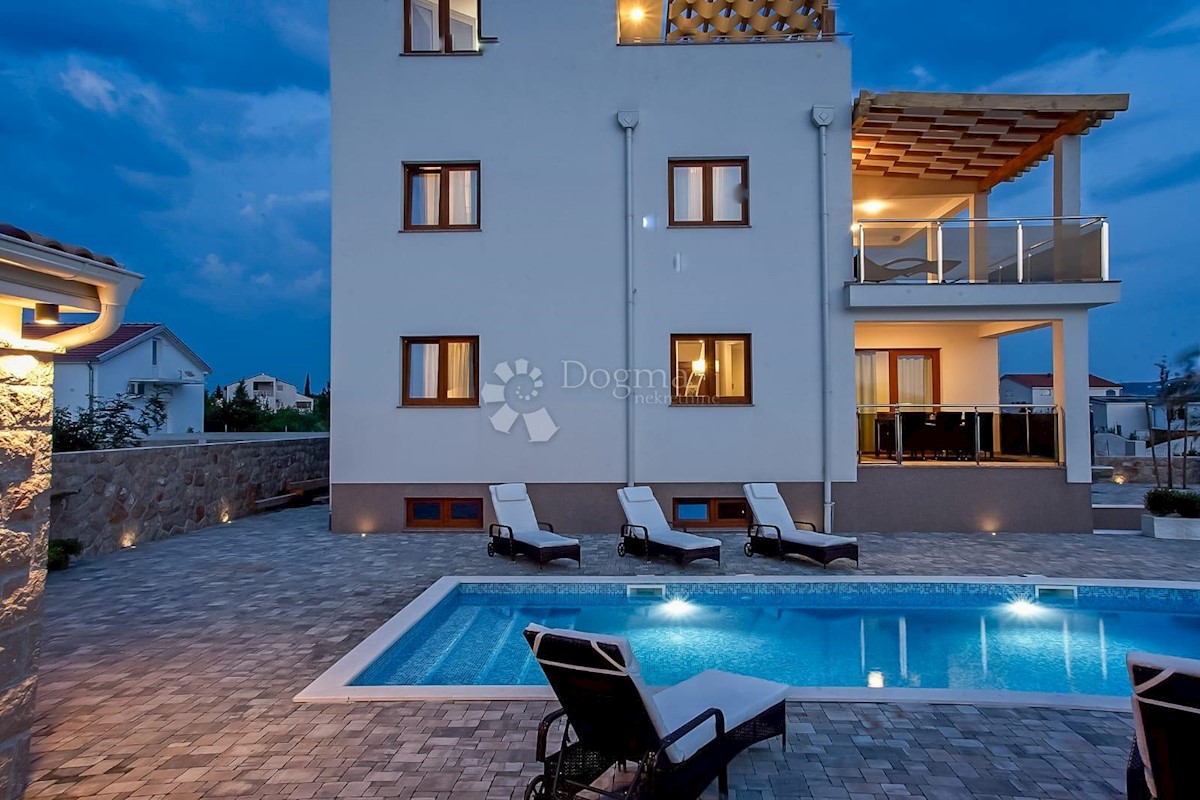 Casa Seline, Starigrad, 168m2