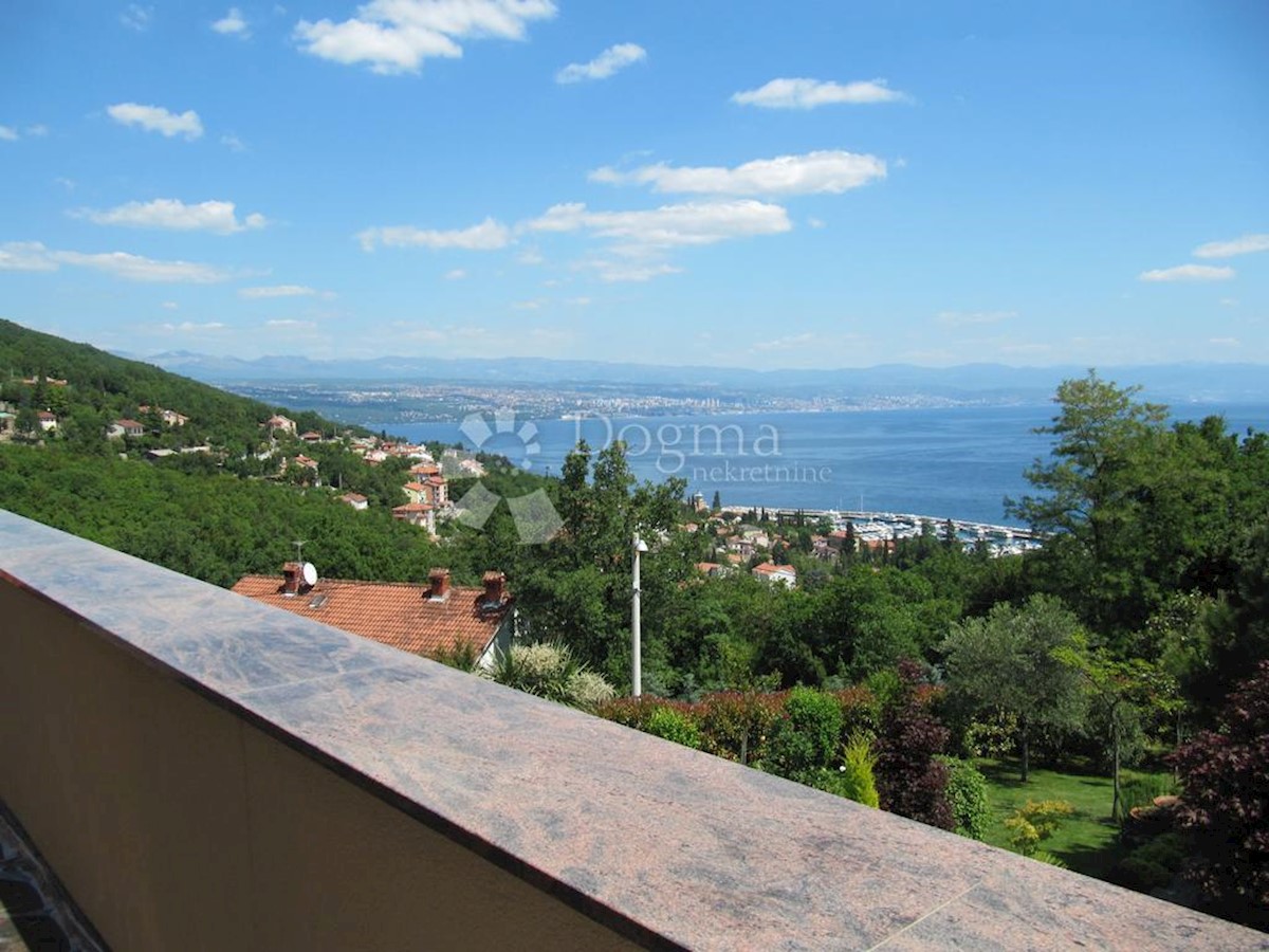 Casa Ičići, Opatija - Okolica, 350m2