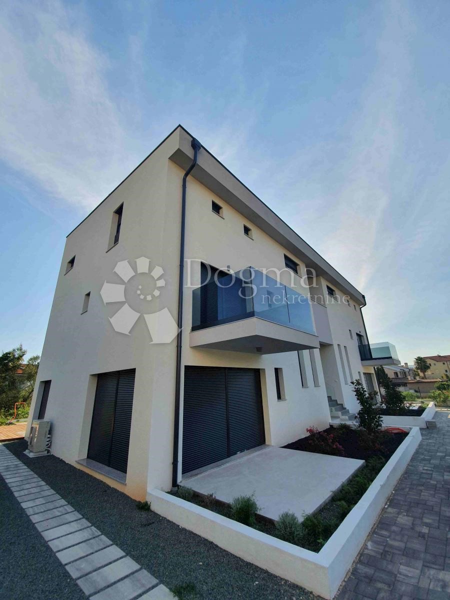 Casa Malinska, Malinska-Dubašnica, 500m2