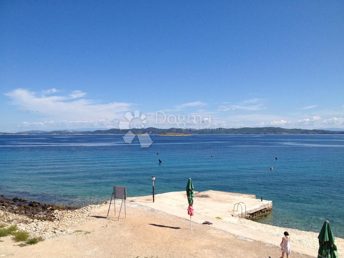 Locale commerciale Kaprije, Šibenik - Okolica, 570m2