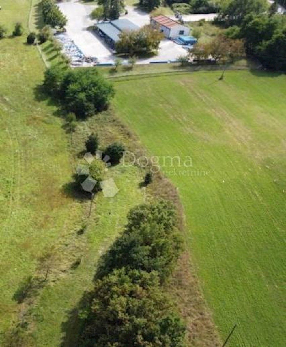 Terreno Zidarići, Pazin, 10.984m2