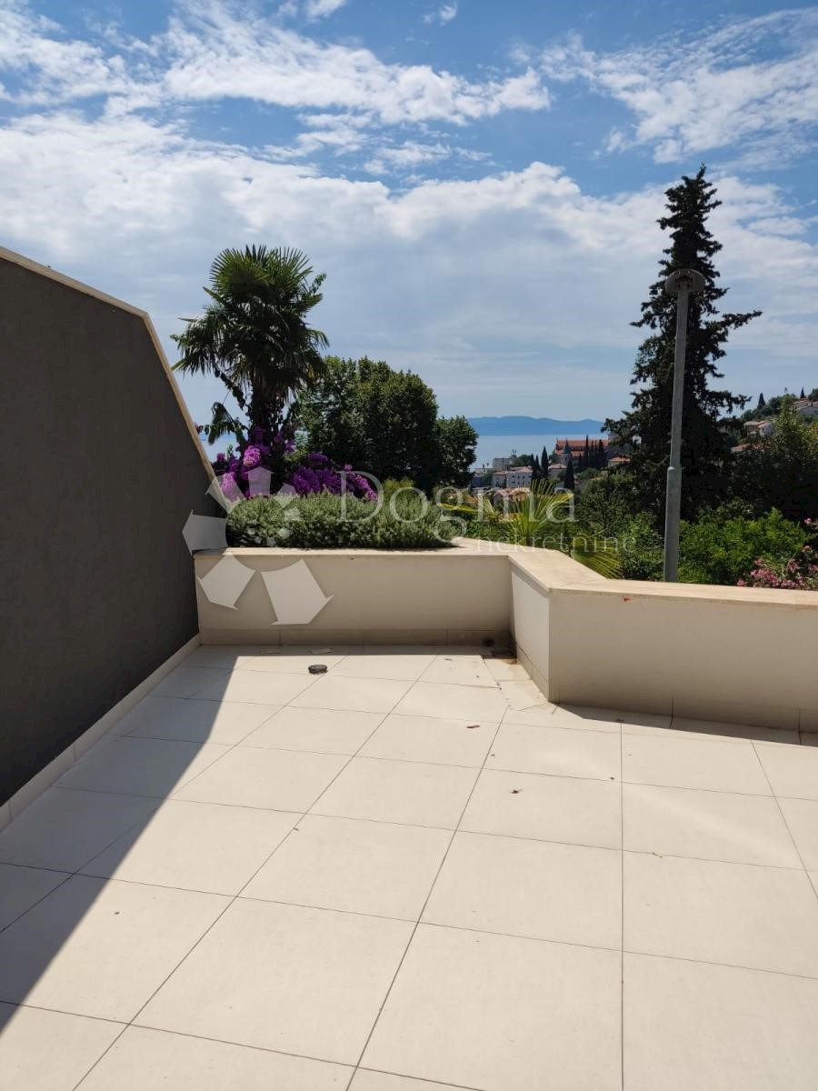 Allogio Opatija - Centar, Opatija, 150m2