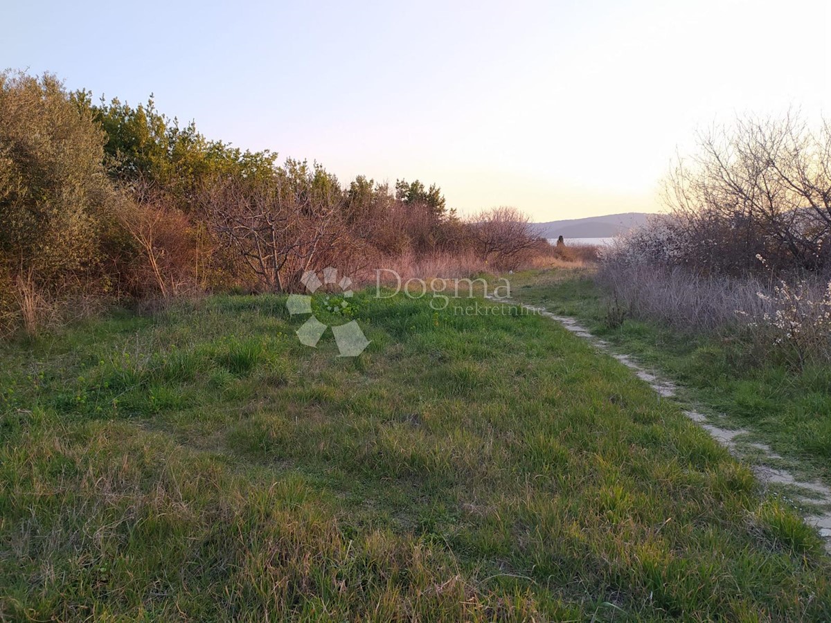 Terreno Arbanasi, Zadar, 704m2