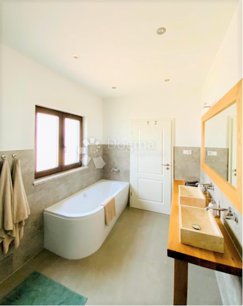 Casa Labin, 250m2