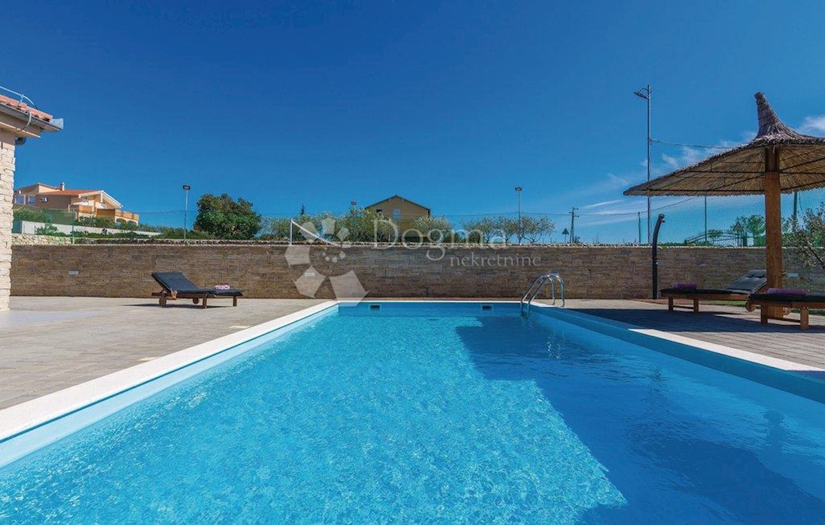 Casa Debeljak, Sukošan, 186m2