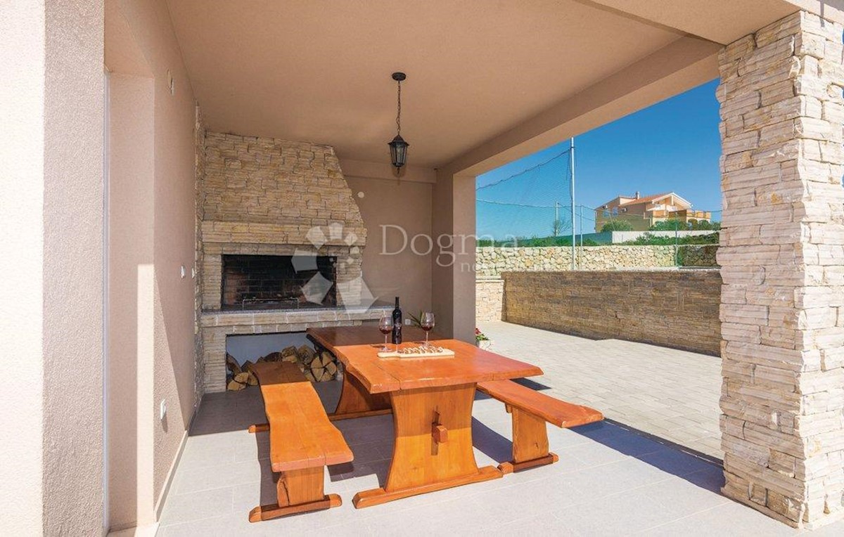 Casa Debeljak, Sukošan, 186m2