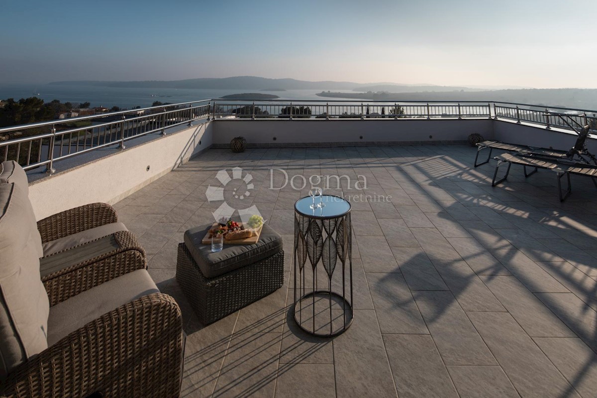 Casa Pomer, Medulin, 300m2