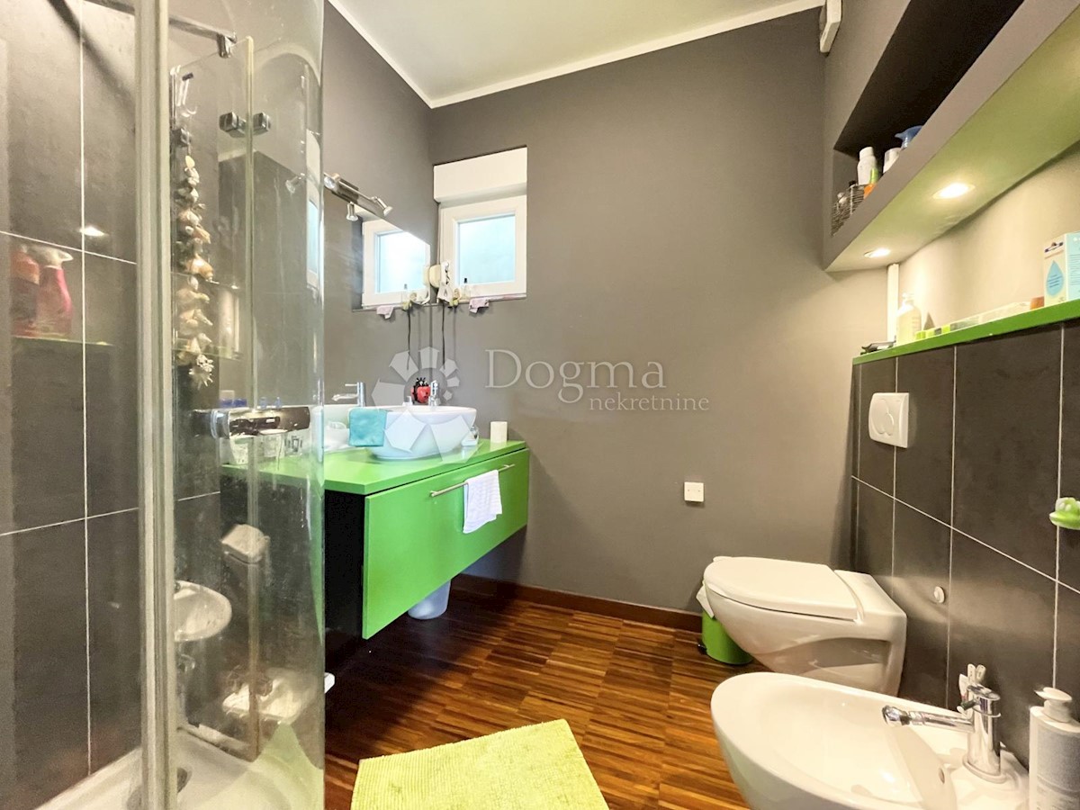 APPARTAMENTO DI LUSSO PRIMA FILA AL MARE