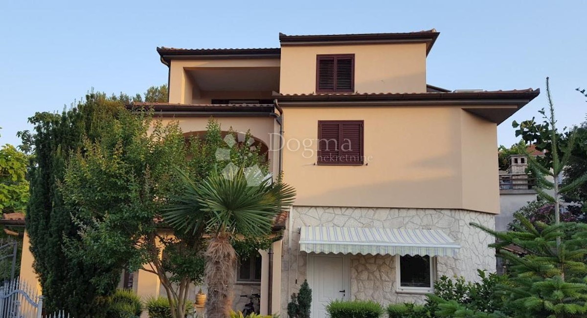 Casa Banjole, Medulin, 360m2