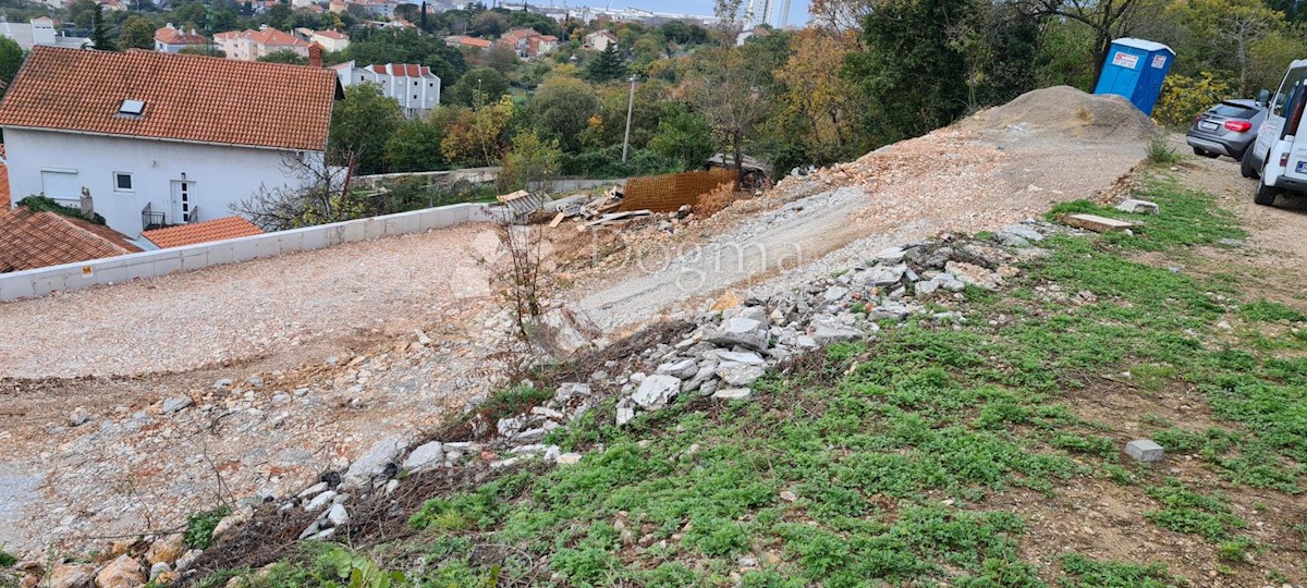 Terreno Kozala, Rijeka, 1.822m2